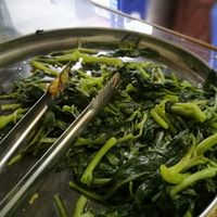 dishes varies from day to day  at Thanh Tinh in Mong Cai