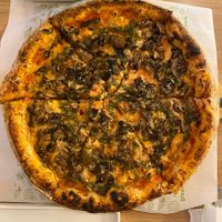 Vegan Pizza Veggie Mix with vegan mozzarella and vegan pesto  at Greenmix in Recife