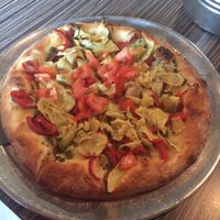 vegan pesto pizza at Gourmet Pizza Company in Tampa
