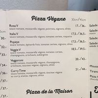 Vegan pizza  at Slice Pizza in Lausanne