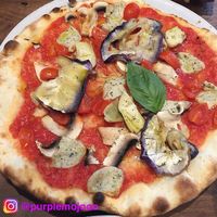 Veggie V  at Slice Pizza in Lausanne