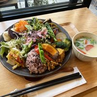 Lunch plate with soup   at Guruatsu in Tokyo