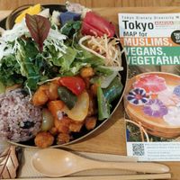 Vegan meal at Guruatsu in Tokyo