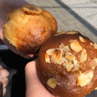 Vegan caramel cappuccino and banana maple muffins  at Guruatsu in Tokyo