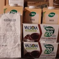 Soia milk €/l 1,20 ; 2 protein chocolate pudding € 2,07 at Pam Supermarket in Venice