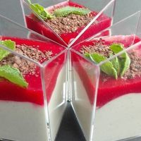 Vegan dessert - pudding at LovingRaw in Ostrava