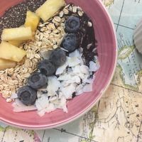 Açai smoothie bowl at Urban Orchard in Madrid