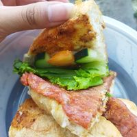 Tortita que rescaté con Chief. Estaba muy rica at Maria Bonita Veganos - Food Cart in Mexico City