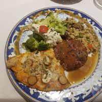 Plate of the day. All sort of just okay. Wouldn't call it good. at Artemisa Sol - Huertas in Madrid