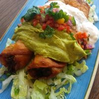 Flautas de champiñones y queso fundido at Carnaval in Javea