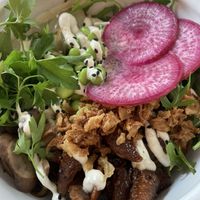 Vegan chirashi  at Munchies in Bordeaux