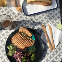 Grilled cheese and “white trash” hotdog at Munchies in Bordeaux