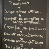 Carte vegan qui change en fonction des arrivées du marché. at La Petite Cuillère in Nancy