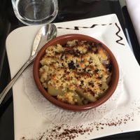 Crumble pomme / fruits rouges at La Petite Cuillère in Nancy