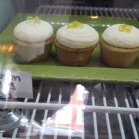 Cute cupcakes at Fancy Plants Cafe in Chicago