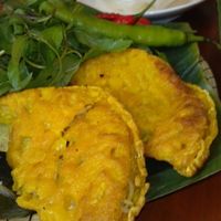 Banh Xeo (savoury crepe) at Da Nang Com Chay - Duong Dinh Nghe in Da Nang