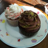 Vegan cupcakes at Insane Acai Bar in West End