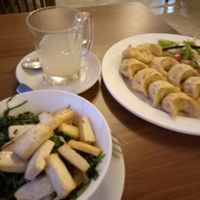 spinach & tofu with momos and lemon ginger tea at Nick's Italian Kitchen in Dharamshala