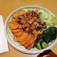 Warm bowl with sweet potato and tempeh at Raw Nest in Krakow