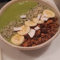 Smoothie bowl at Raw Nest in Krakow