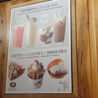 Auch vegane Getränke erhältlich at Amorino in Avignon