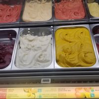 More great sorbet flavors at Amorino in Nice