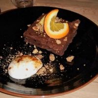 Chocolate cake at Primeur Cantine in Paris