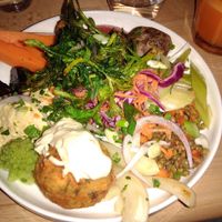 Falafel dish at Primeur Cantine in Paris