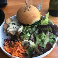 Beetroot burger at Primeur Cantine in Paris