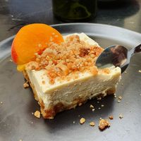 Vegan cheesecake at Primeur Cantine in Paris