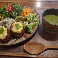 Set meal at Mana in Naha