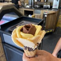 Vegan ice cream rose 🍧  at Amorino - Catedral in Sevilla