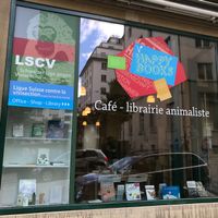 storefront at Happy Books in Fribourg