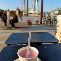 A sorbet "milkshake", vegan yes at Amorino in Ibiza