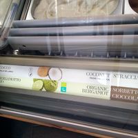 Vegan flavors label at Amorino - Charing Cross in London