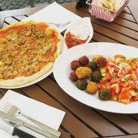 Kebap pizza and falafel salad  at Goldenes Horn in Winterthur