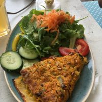veggie quiche (vegetarian) at 37 grad Kaffeebar Landegeschäft in Lindau