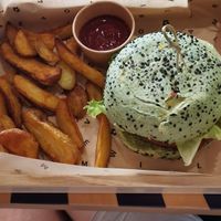 Jungle burger at Flower Burger in Rome