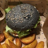 20% off for meatless Monday £12 for a burger, wedges and a drink  at Flower Burger in Rome
