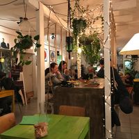 Swinging veg-lovers at Hearth  in Amsterdam