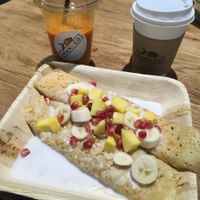 pancakes and mango smoothie at Mango Vegan Street Food - Hala Koszyki in Warsaw