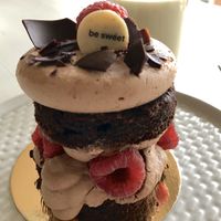 Erinnert an Schwarzwälder Kirsch Torte at Be Sweet in Berlin