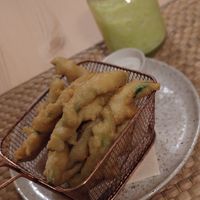 Frittierte Bohnen mit Mayo at Outro Lado in Faro