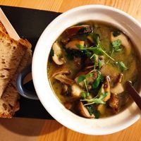 Cogumelos al  Bulhao Pato at Outro Lado in Faro