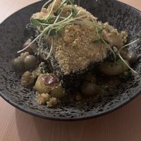 Tofu con broa de milo: plat portugais à base de poisson en version Vegan 🌱   at Outro Lado in Faro
