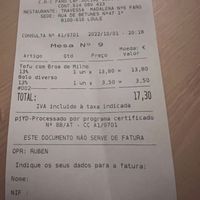   at Outro Lado in Faro