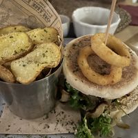 Chefs choice 🍔   at Outro Lado in Faro