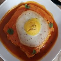 Francesiña at Outro Lado in Faro