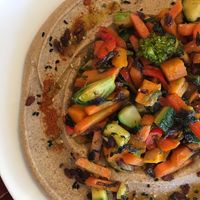 Hummus with veggies (and unpictured flatbread) at Artisan in Schladming