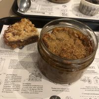 lasagna y apple crumble veganos at PUR etc in Versailles